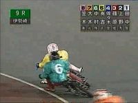 9R02