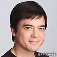 川平慈英