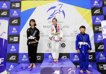 535D9363-6FFB-4979-AD1D-8985761C4885