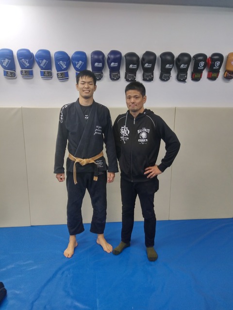 [画像:005202ad-s.jpg]