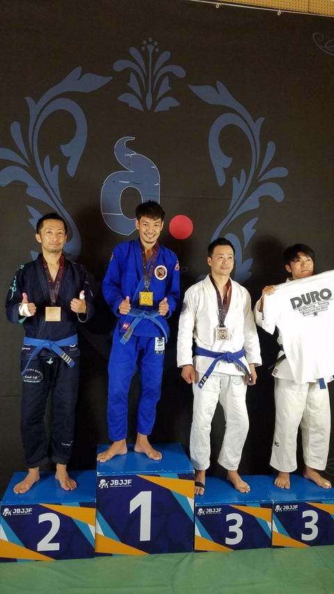 [画像:b178e725-s.jpg]