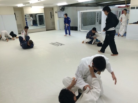 2015-12-12-20-33-41