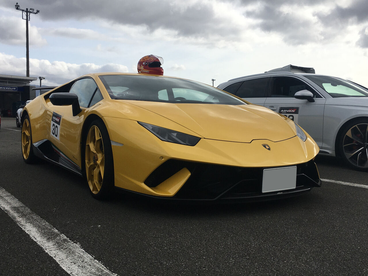 Max Orido走行会に行ってみた 日曜ガレージ 駐車場 Max Orido走行会に行ってみた 日曜ガレージ 駐車場
