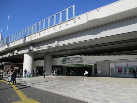 01千駄ケ谷駅