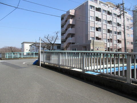 126羽根木橋