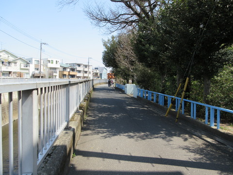 90高稲荷公園1