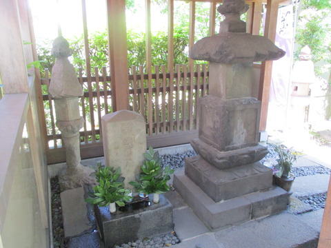 133平賀源内墓８