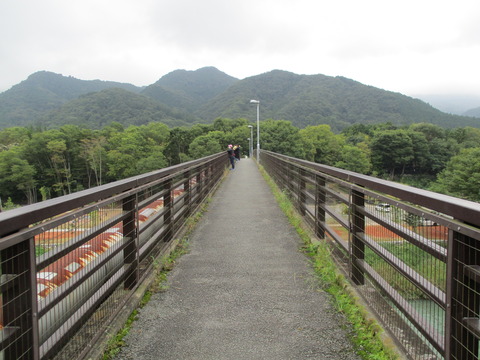 75金石水管橋4