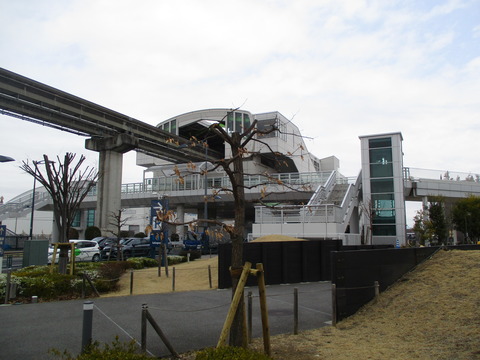 68立飛駅
