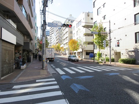 57津の守坂1