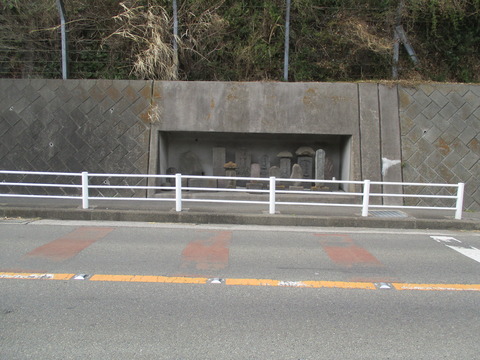218石塔1