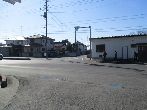 74県道146号横断
