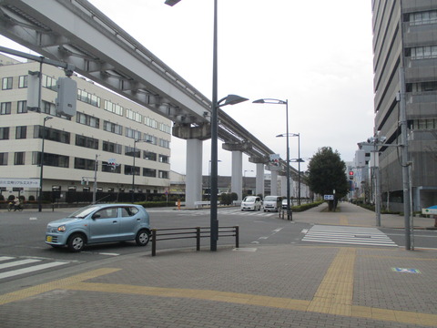 72高松駅南交差点