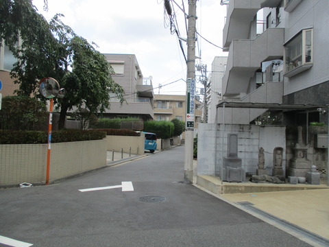 44犬坂へ1
