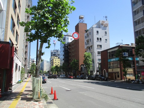 04外苑西通り