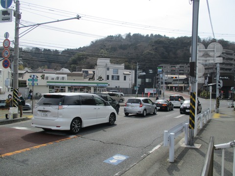74橋の上へ2