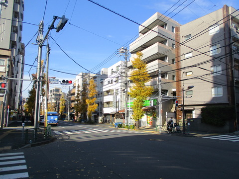 62窪町東公園交差点