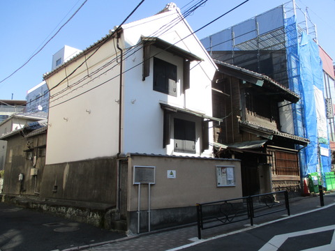 250旧伊勢屋質店1