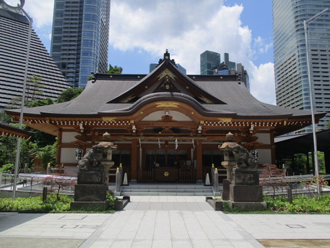137本殿へ2