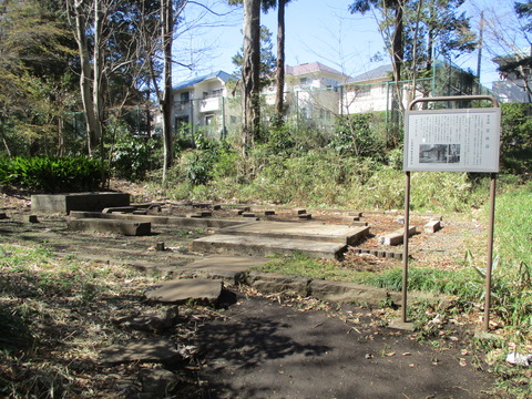 187浴恩館公園15