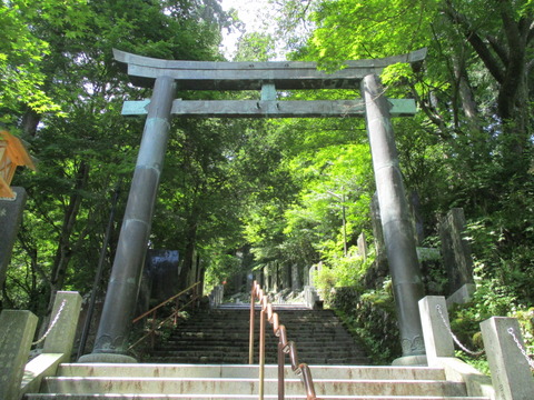 87鳥居