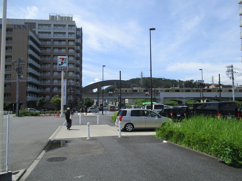 11-1南多摩駅西交差点