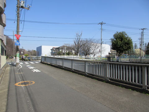 128湿気味橋