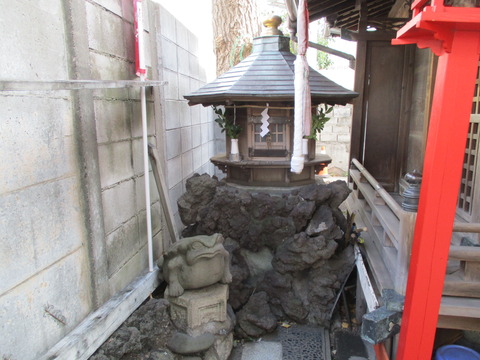 30雷電稲荷神社8