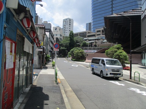 130奥に雁木坂