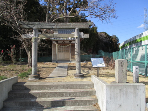 102天神道の道しるべ1