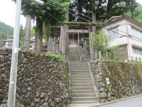22根元神社1