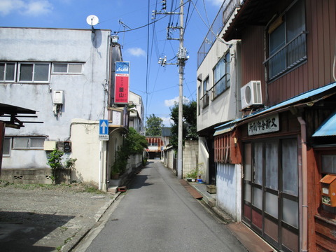 111煙突のある風景4
