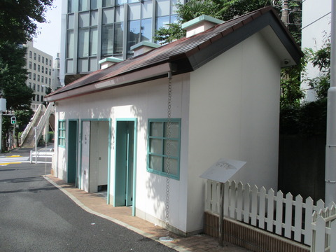 37神宮前トイレ1