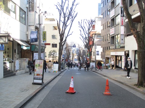 184引き続き神楽坂