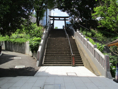 133男坂