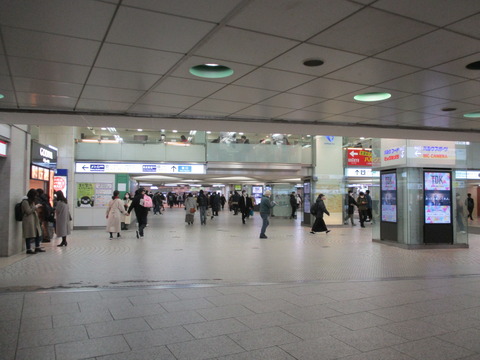 329新宿駅へ