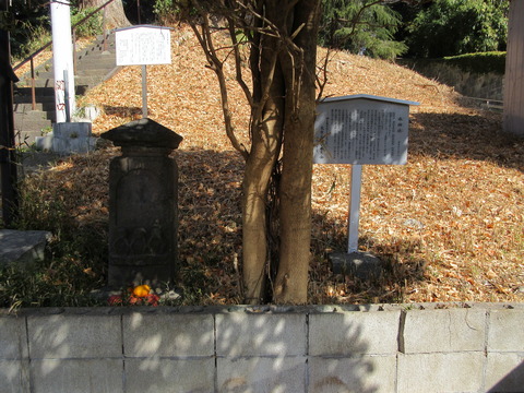 51水神社2