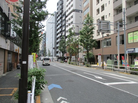 04北新宿一丁目交差点２