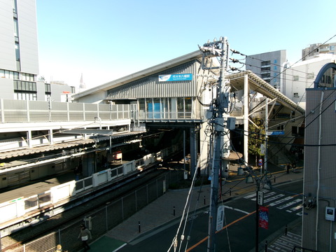 102代々木八幡駅２