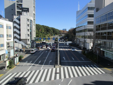 11富ヶ谷一丁目歩道橋3