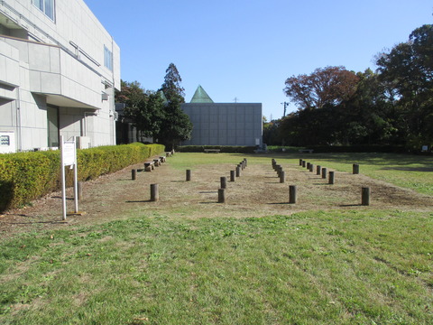 34建物跡1