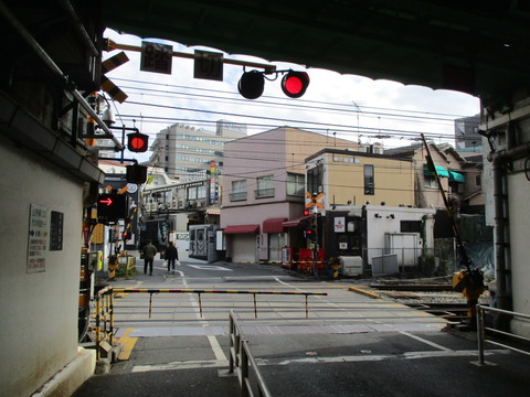 03踏切1