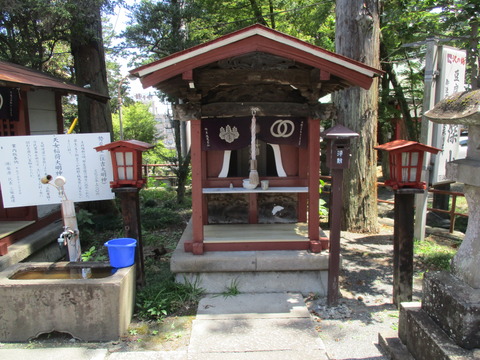 62境内社3
