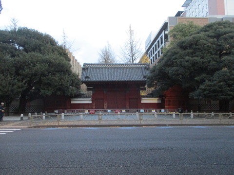 272赤門
