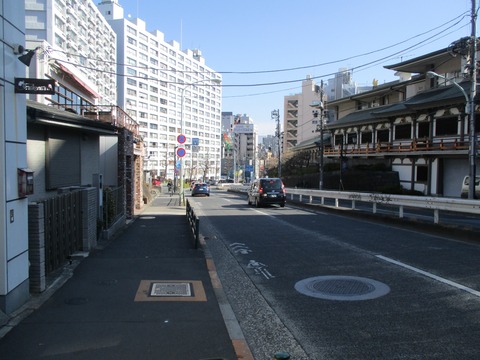 115切通坂へ2