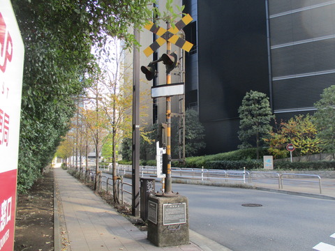 27踏切跡3