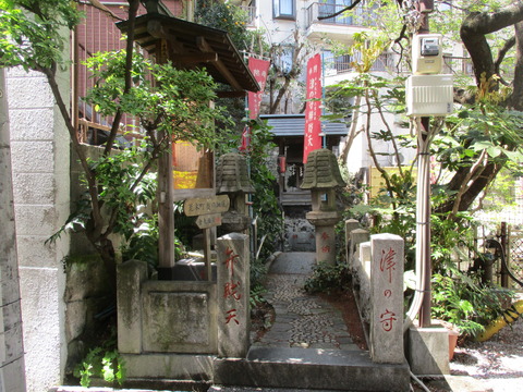 193津の守弁財天3