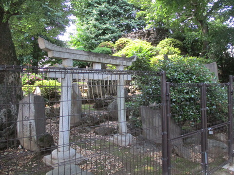 190富士塚11