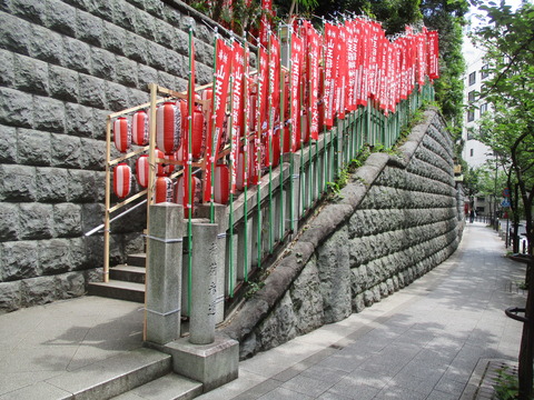102稲荷参道7