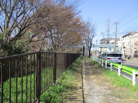 67歩道橋1